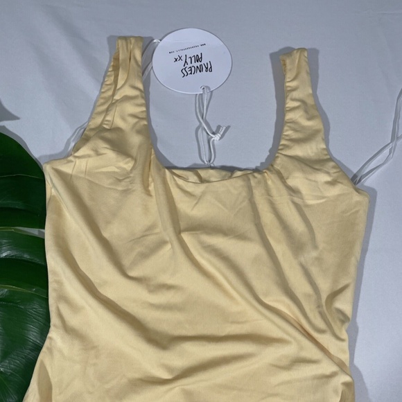 NWT Princess Polly [ 4 US ]‎ Tamikah Square Neck Bodysuit in Yellow - Picture 9 of 12